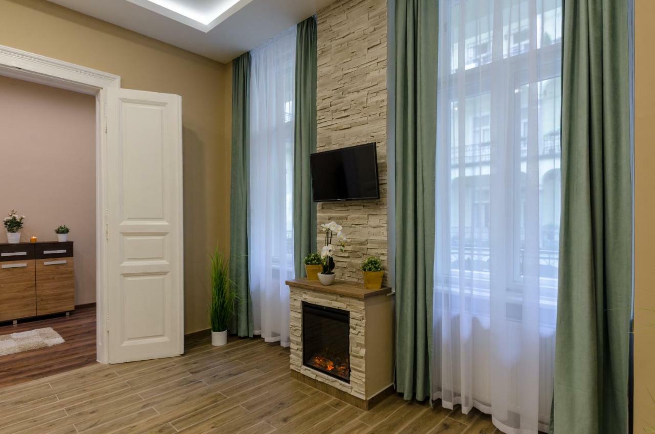 Modern, Luxury Flat In The Heart Of Budapest Exterior foto